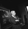 Picasso_devant_sa_toile.jpg