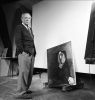 Picasso_en_1944_dans_son_atelier_des_Grands_Augustins.jpg